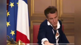 Macron-Ferme ta_gueule-Le_Peuple_Uni by Watchdog